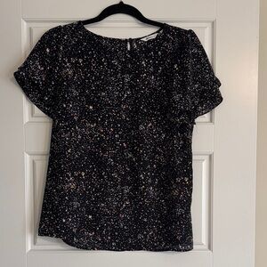 Reitmans Black Ditsy Floral Short Sleeve Blouse